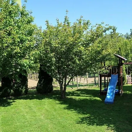 Ferienwohnung Fuer 6 Personen Ca 110 Qm In Zalakaros, Westungarn Zala * زلاكاروس